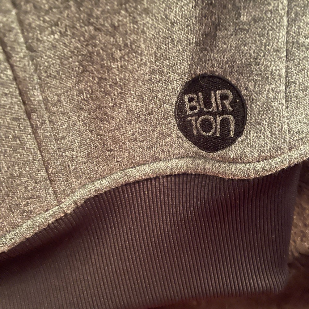 Burton vest - Picture 3 of 5